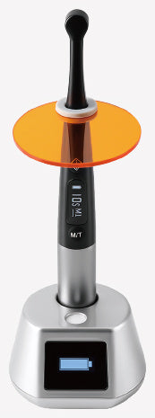 Curing light