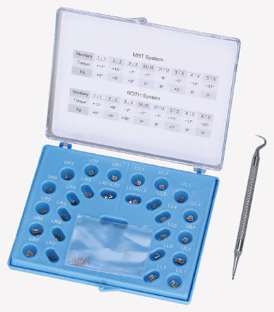 Self-ligating bracket with movable hook